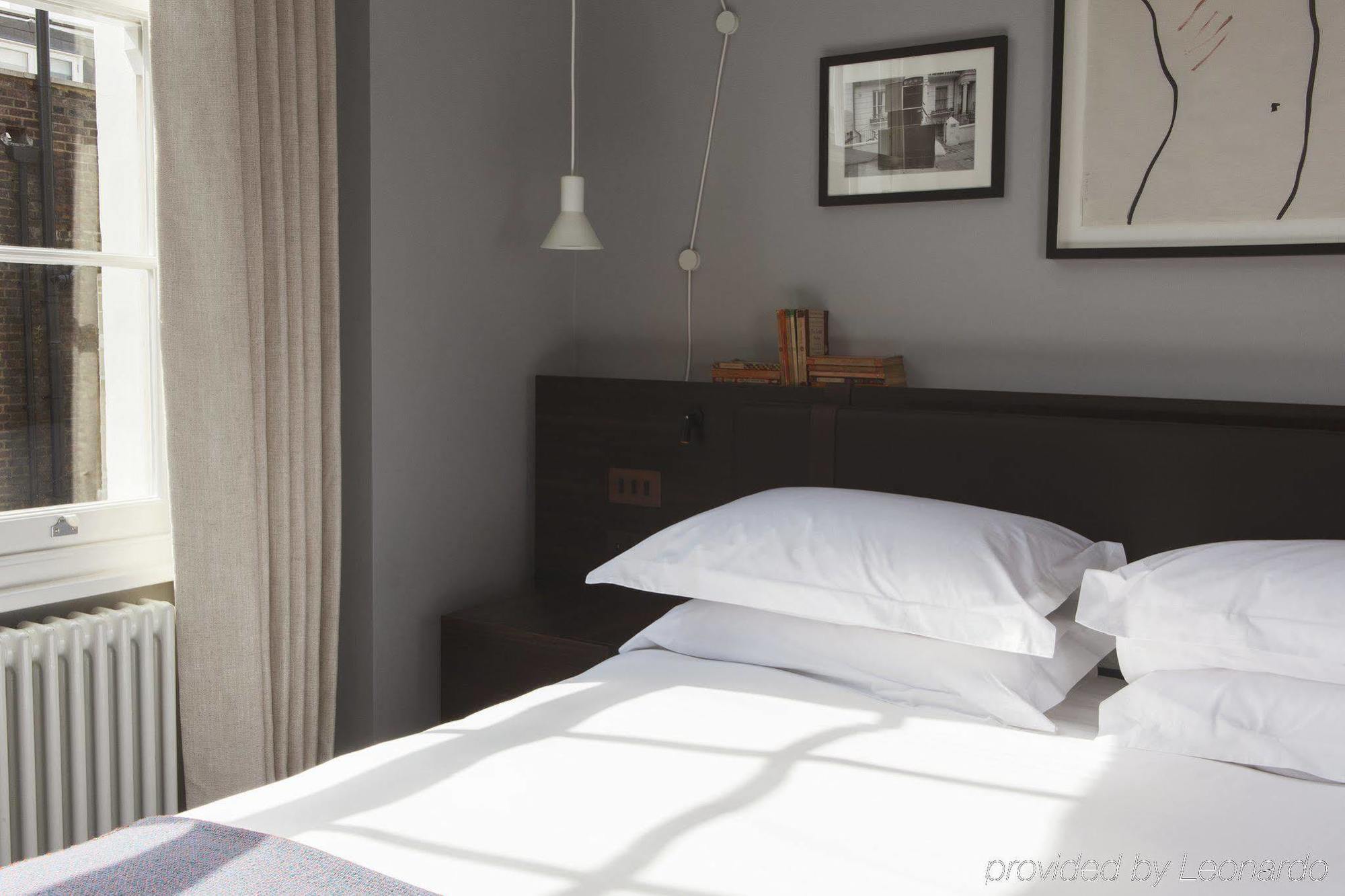 The Laslett London Luaran gambar